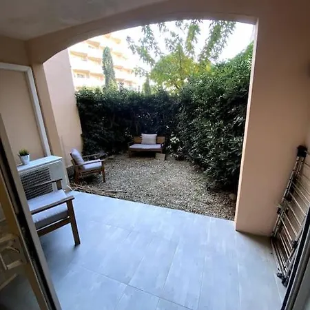 Studio Cabine Avec Jardin شقة