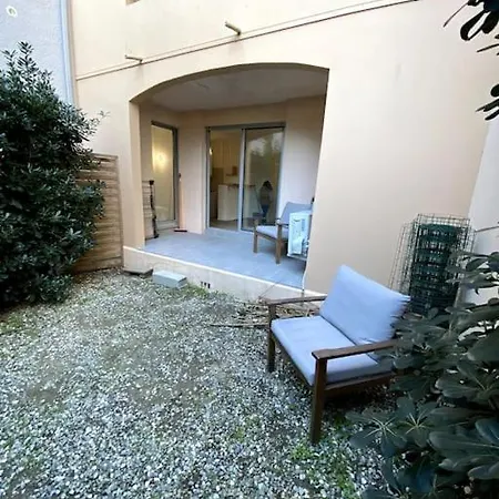 Studio Cabine Avec Jardin شقة *